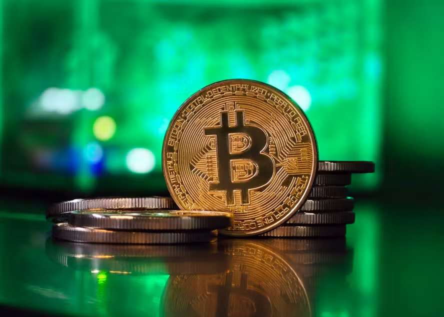 Adoção do Bitcoin em mercados emergentes: solução para desafios econômicos locais
