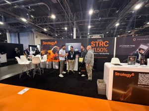 bitcoin strategy acumula - Bitcoin Strategy Acumula US$ 3 Bilhões ao Vender