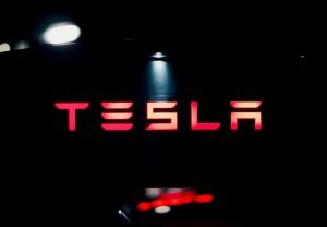 bitcoin tesla mantem - Bitcoin Tesla Mantém: Tesla Preserva Tesouraria e Registra