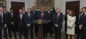 bitcoin trump reune - Bitcoin Trump Reúne Executivos na Casa Branca para