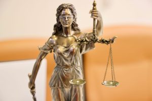 bitcoin desafios legais - Bitcoin Desafios Legais: Advogado Processa Corretora por Perdas