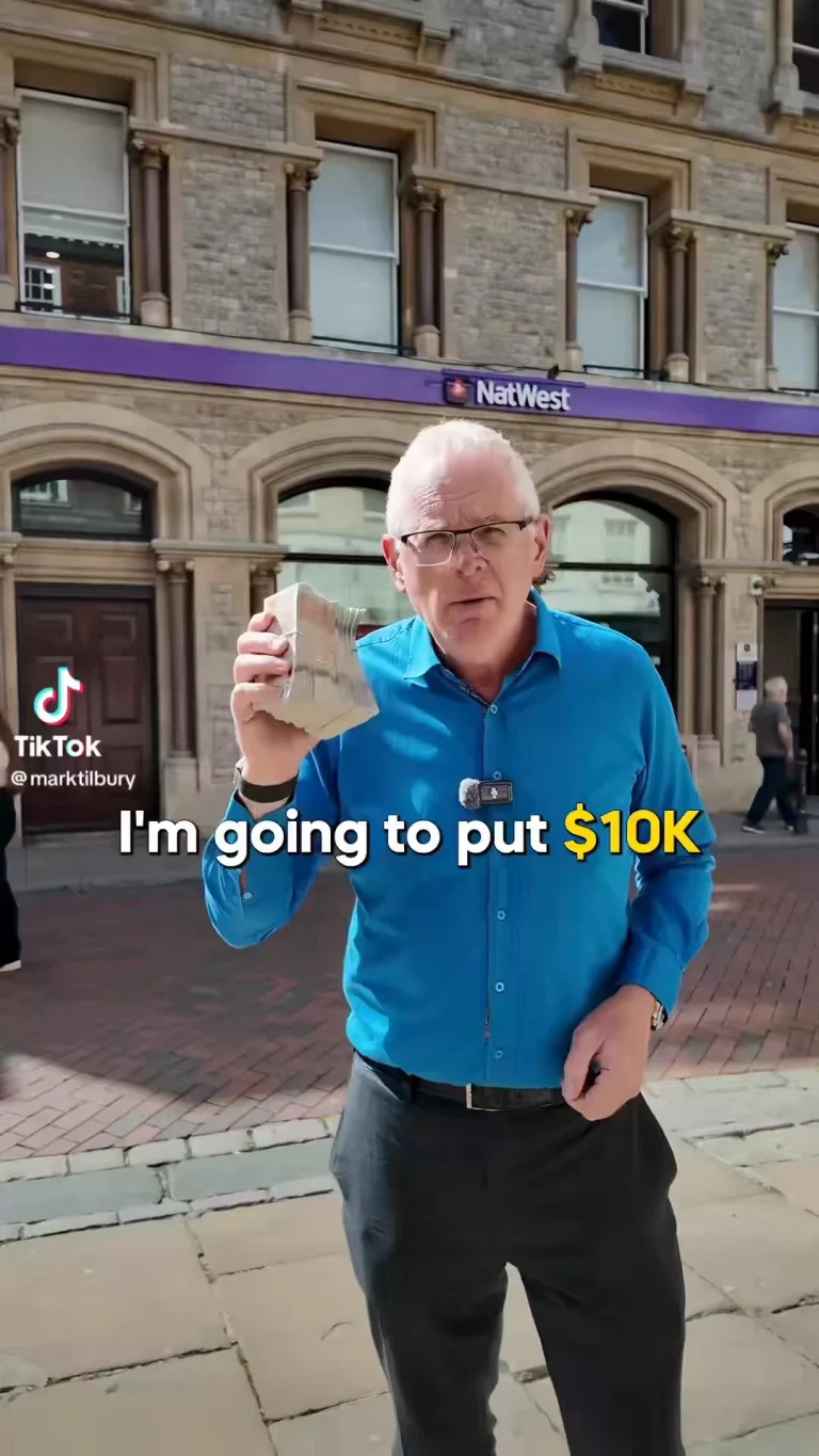 Comercial de Bitcoin: Coloque o dinheiro e tente tirar o dinheiro, veja